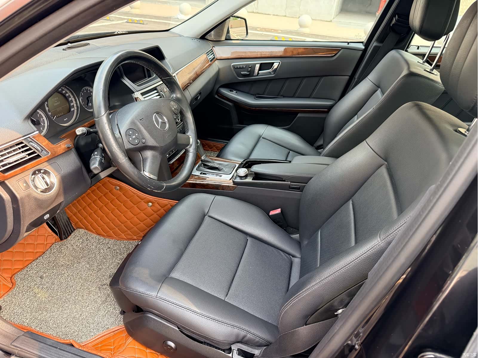 Mercedes-Benz E-Class, 2012 4