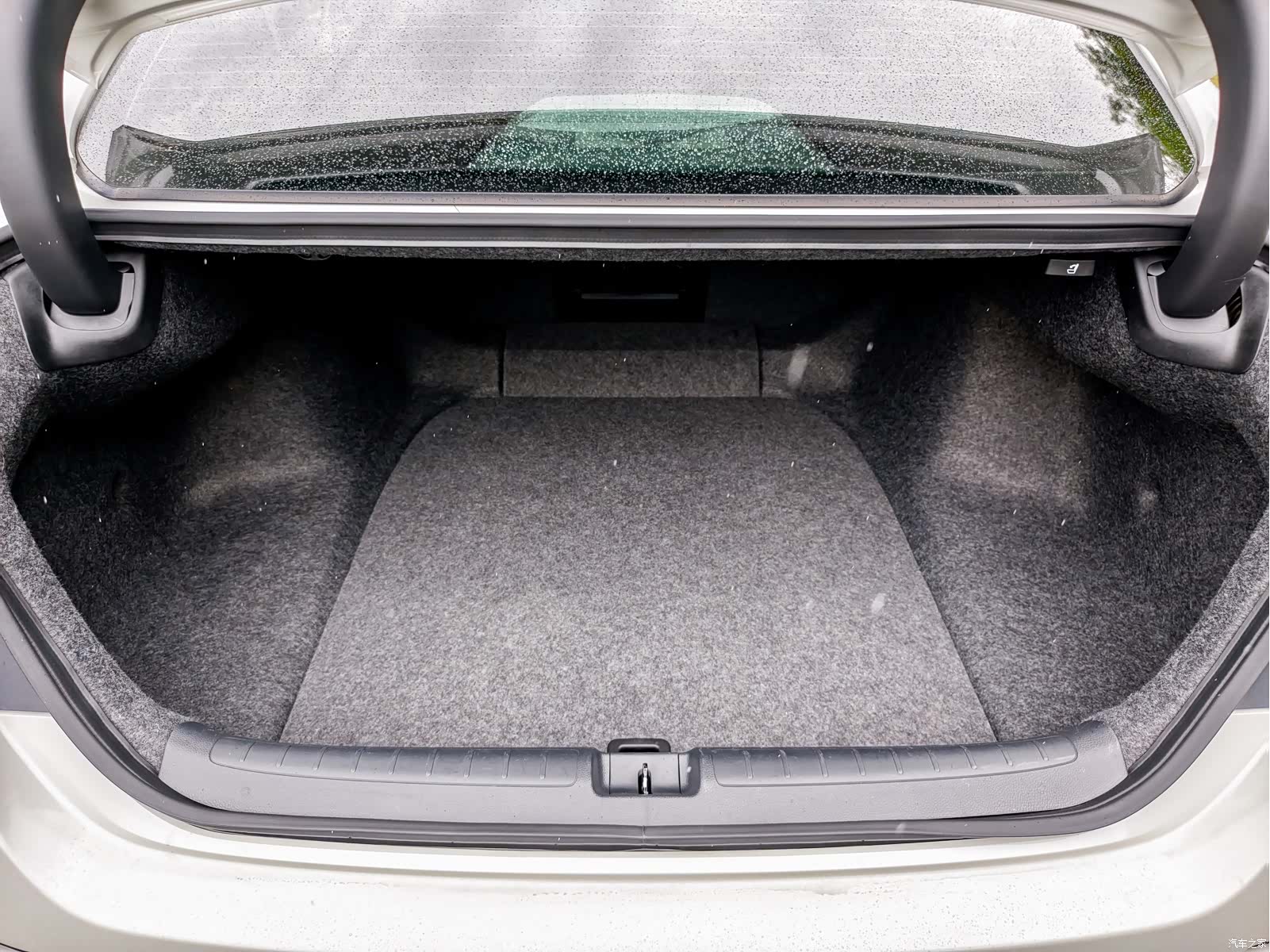 Honda Inspire, 2020 22