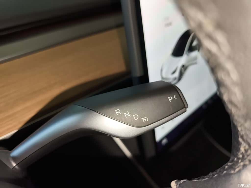 Tesla Model 3, 2020 14
