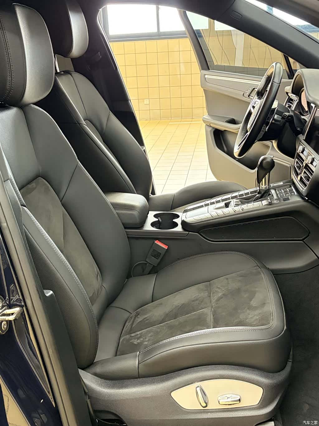 Porsche Macan, 2020 11
