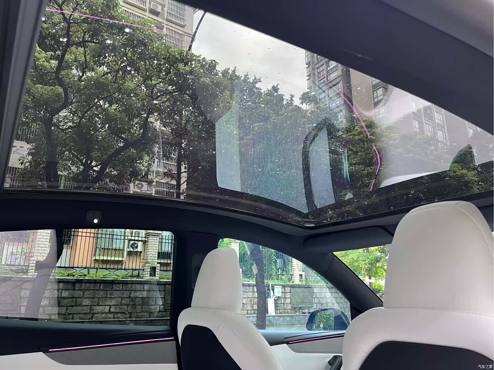 Tesla Model Y, 2026 13