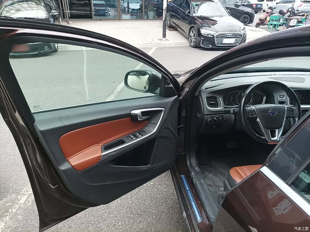 Volvo S60, 2016 16