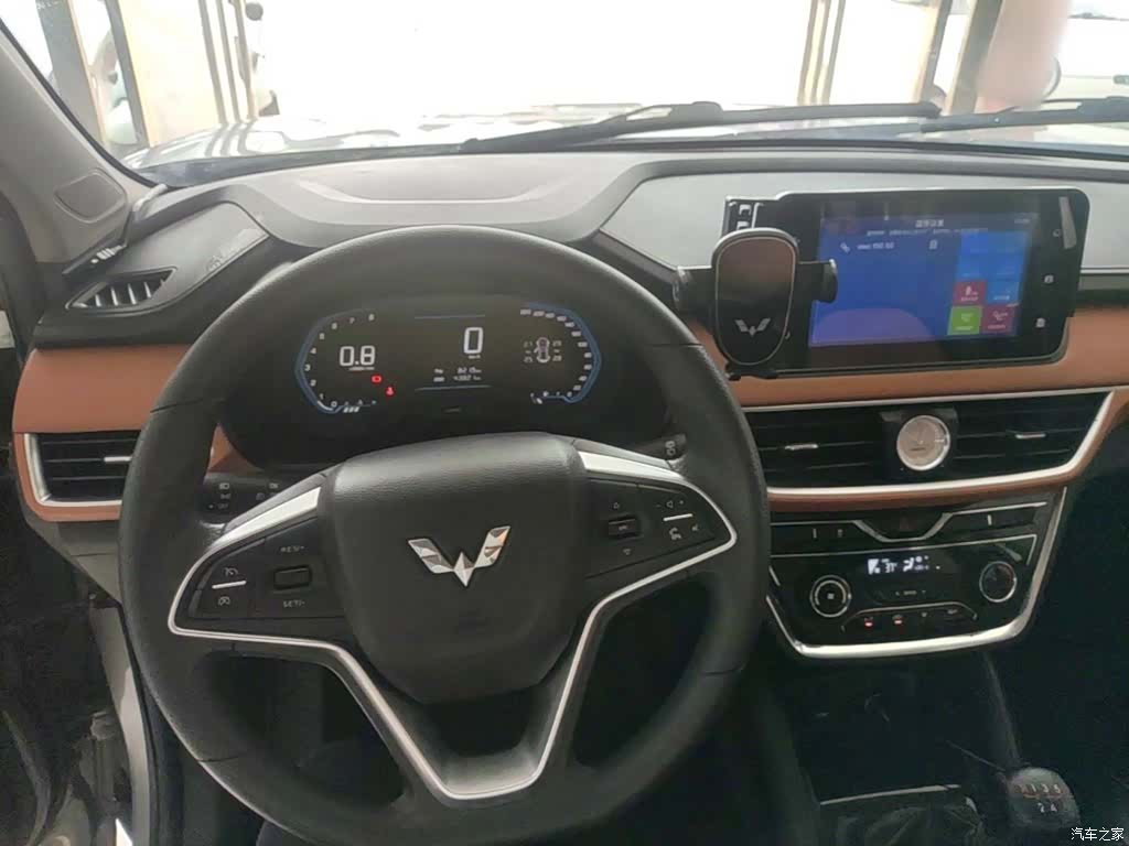 Wuling Hongguang, 2019 10