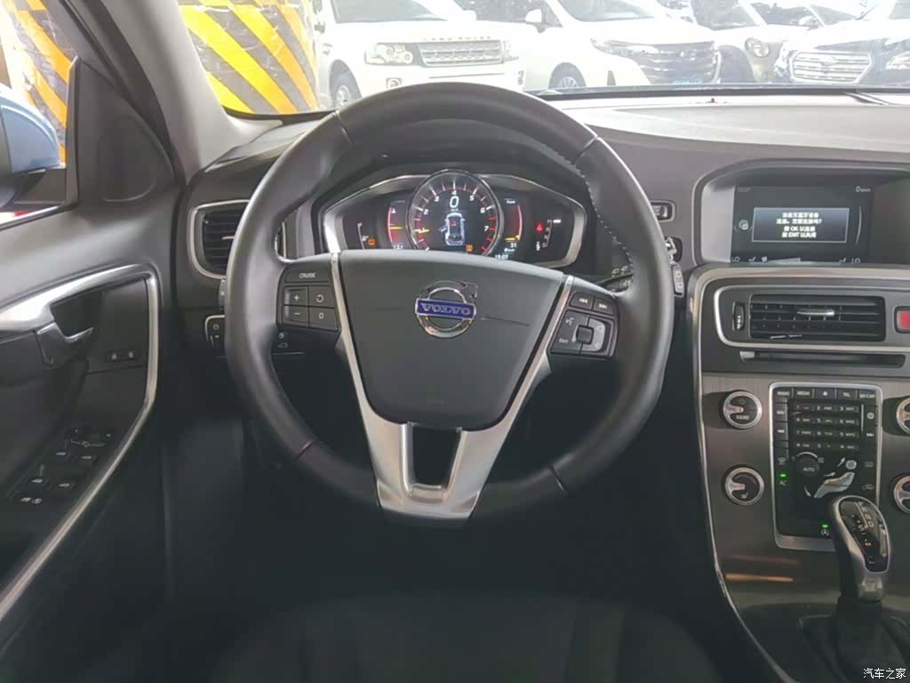 Volvo V60, 2016 11