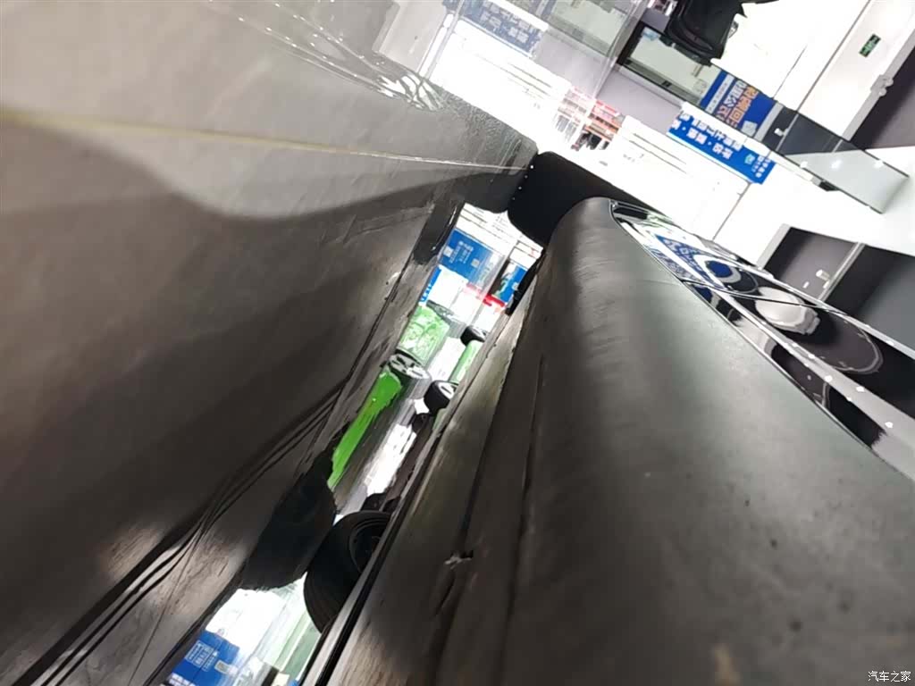 Tesla Model Y, 2023 22