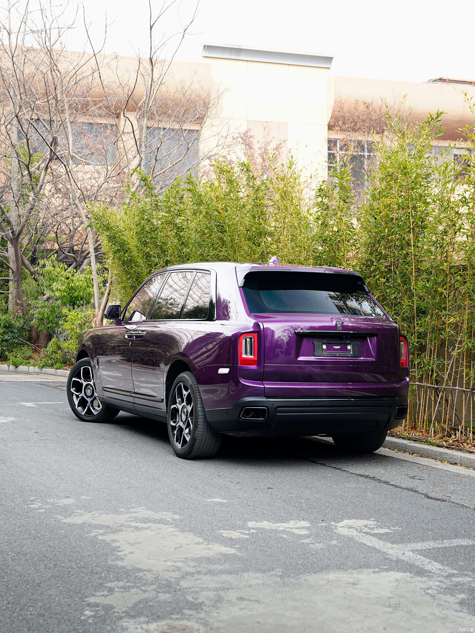Rolls-Royce Cullinan, 2022 24