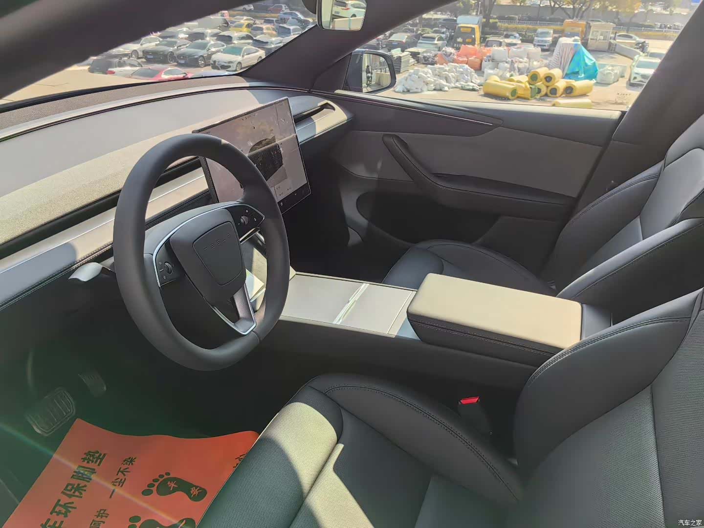 Tesla Model Y, 2026 9