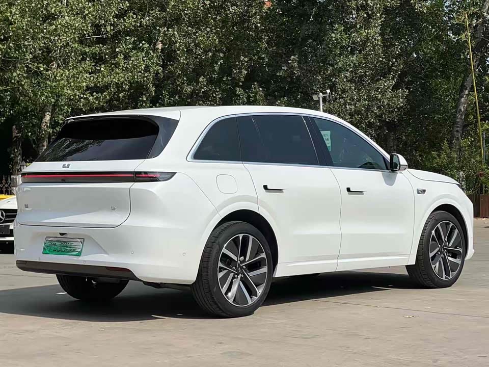 Li Auto Ideal L6