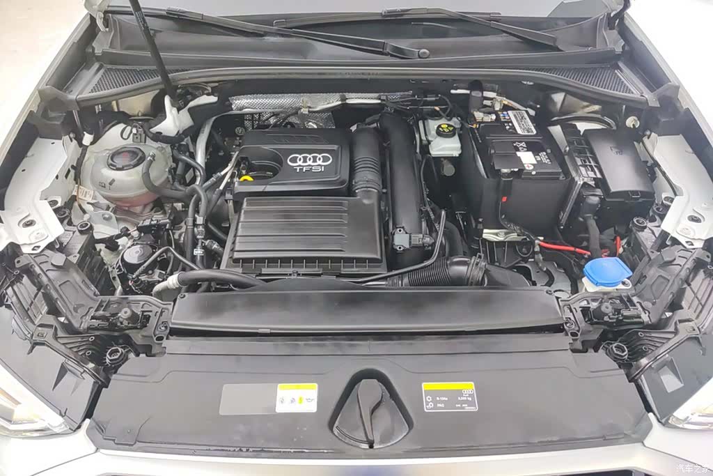Audi Q3, 2021 10