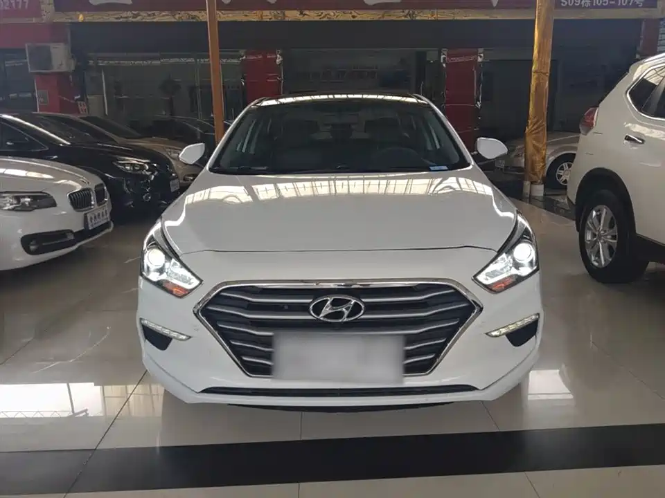 Hyundai Name picture