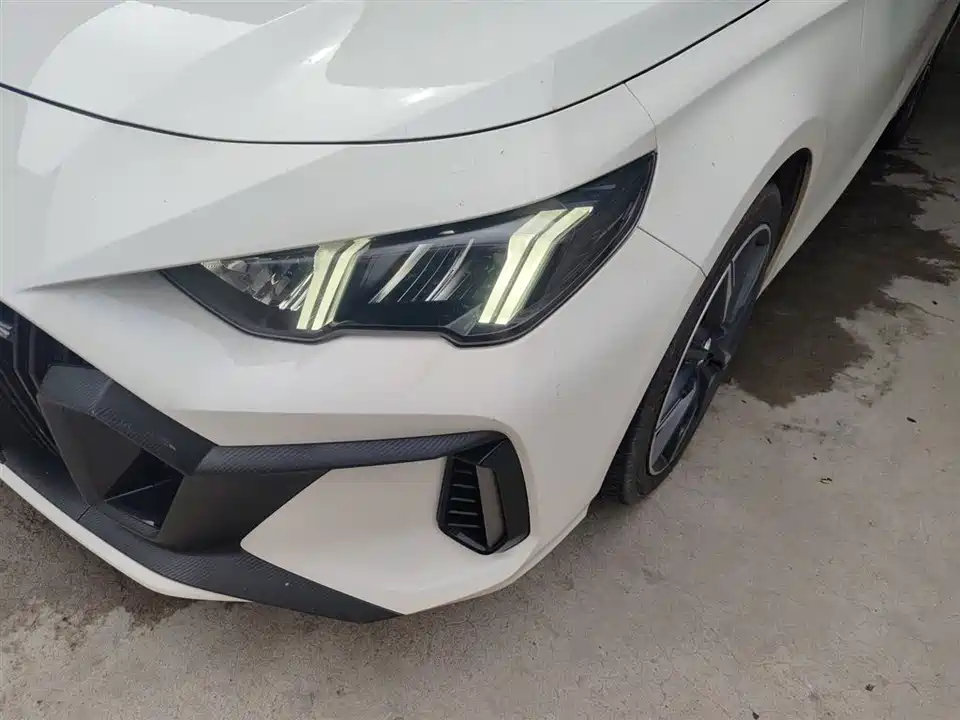 Trumpchi Shadow Leopard