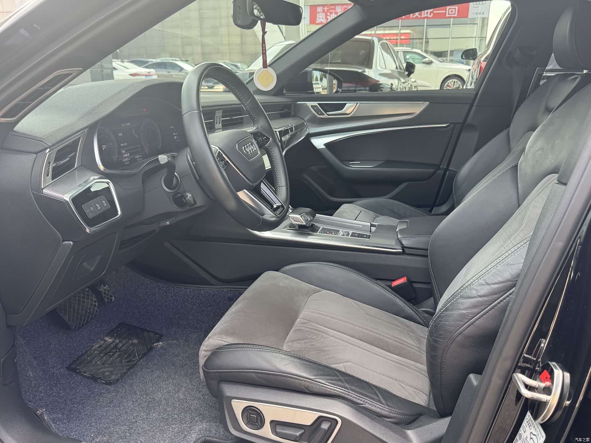 Audi A6L, 2020 4