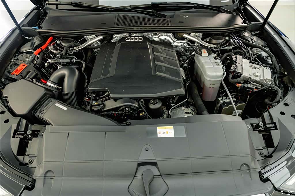 Audi A6L, 2021 24