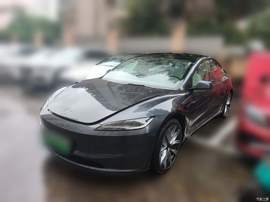Tesla Model 3, 2024 1