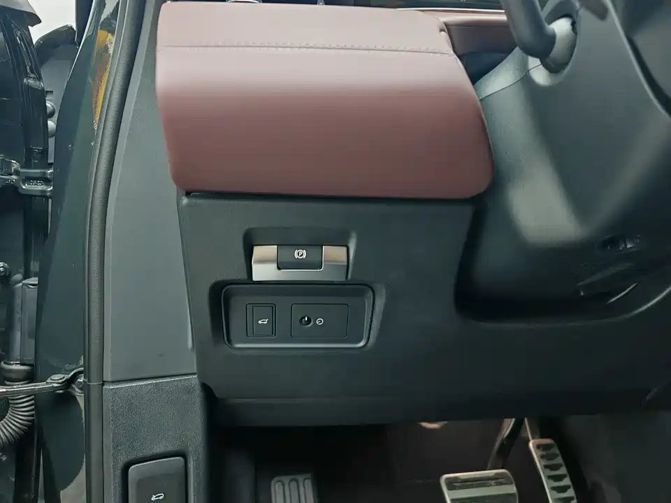 Land Rover Range Rover Aurora