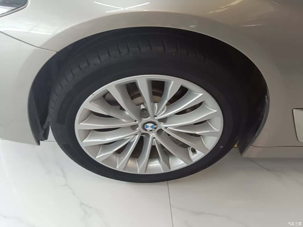 BMW 5 Series, 2018 23