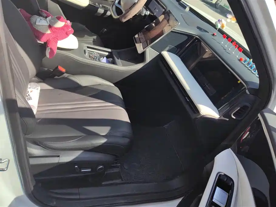 Geely Galaxy Galaxy L7