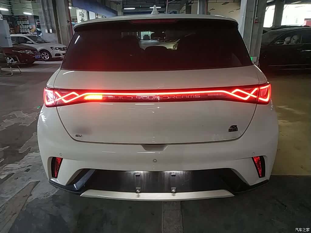 BYD Dolphin, 2023 6