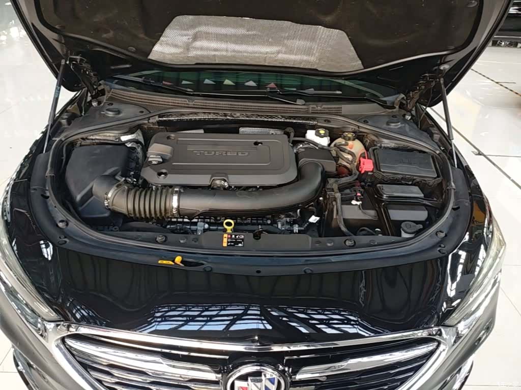 Buick LaCrosse, 2022 20