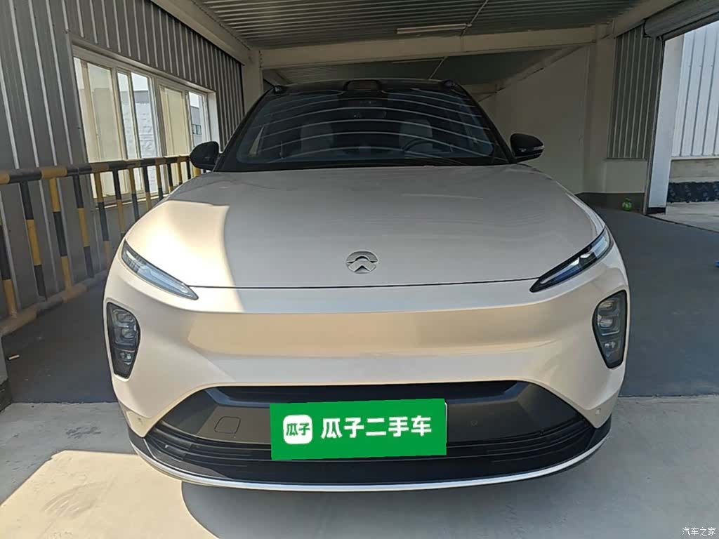 NIO ES8, 2024 3