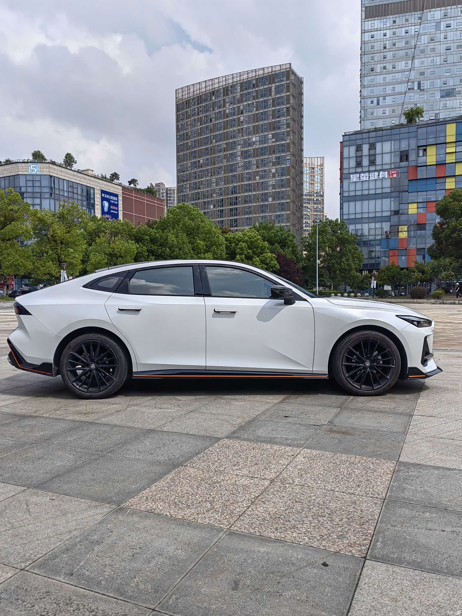 Changan UNI-V, 2023 6