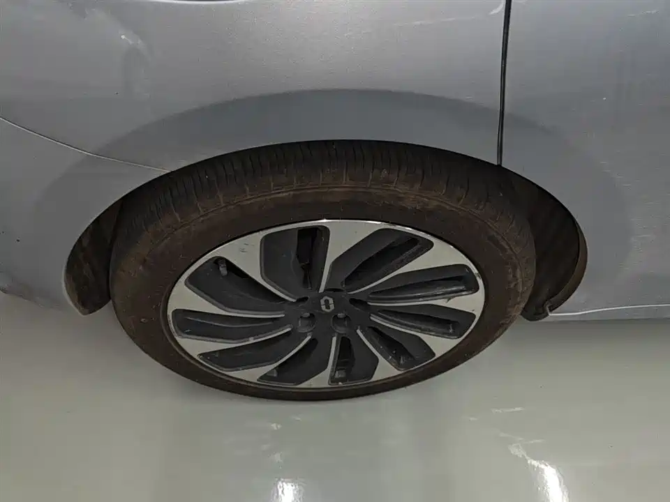 HarmonyOS Ask the world M5