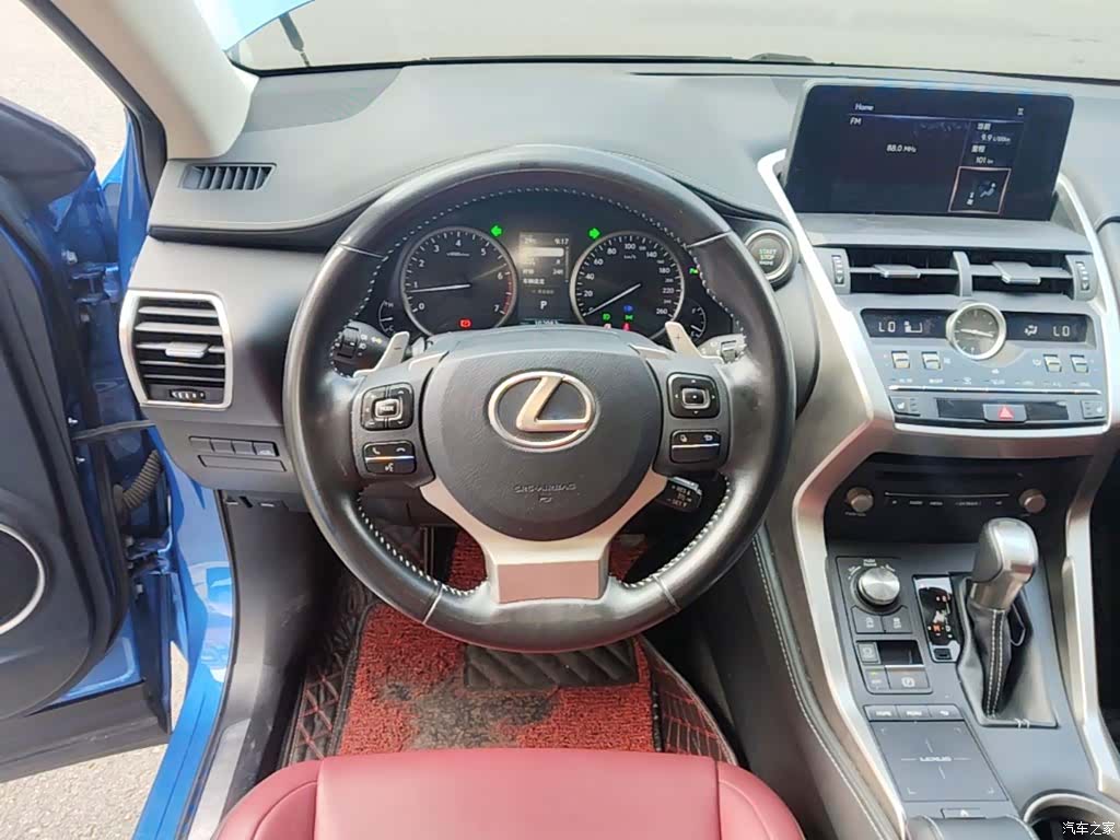 Lexus NX, 2019 11