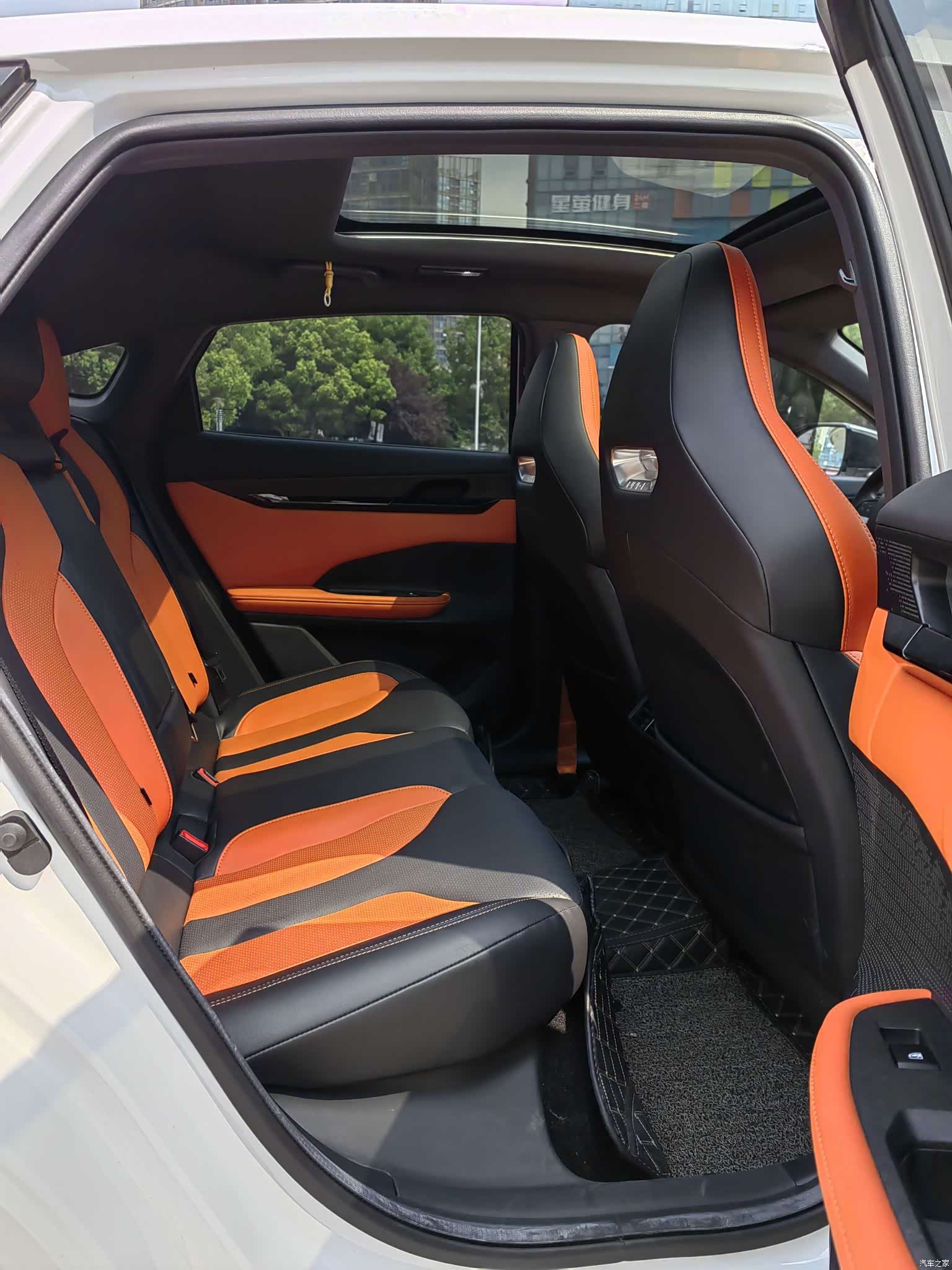 Changan UNI-V, 2023 10