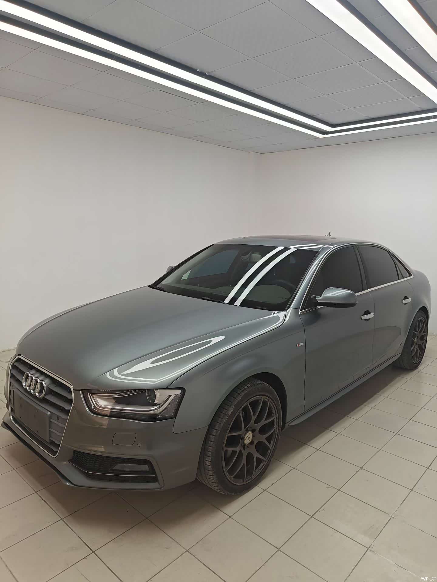Audi A4L, 2013 1