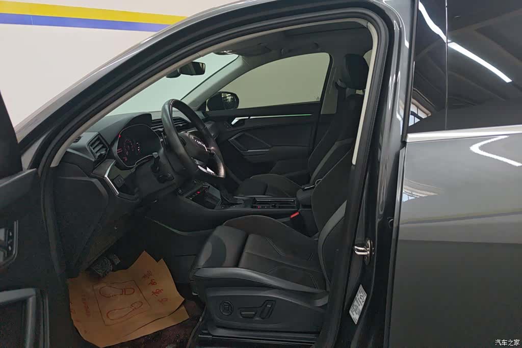 Audi Q3, 2021 9