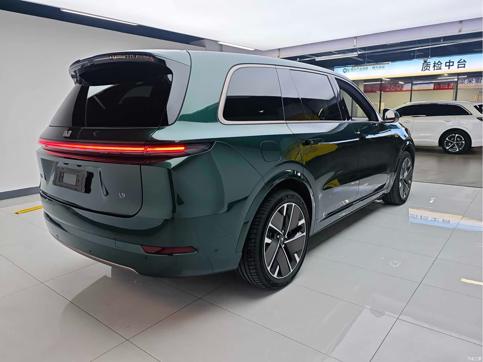Li Auto L9, 2025 8