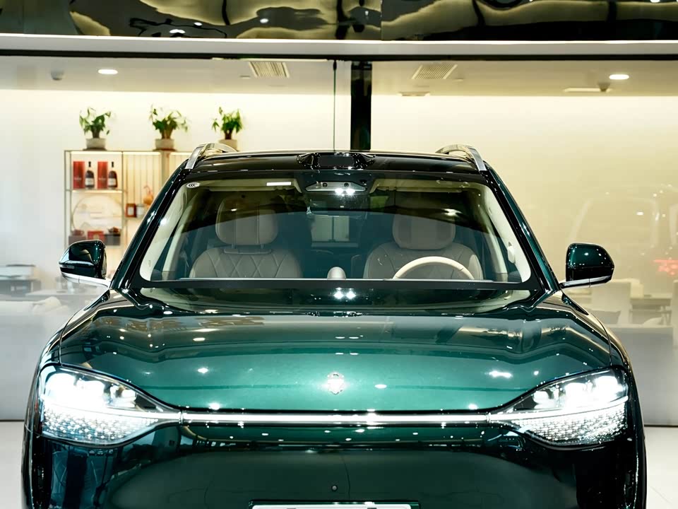 AITO Ask the world M9