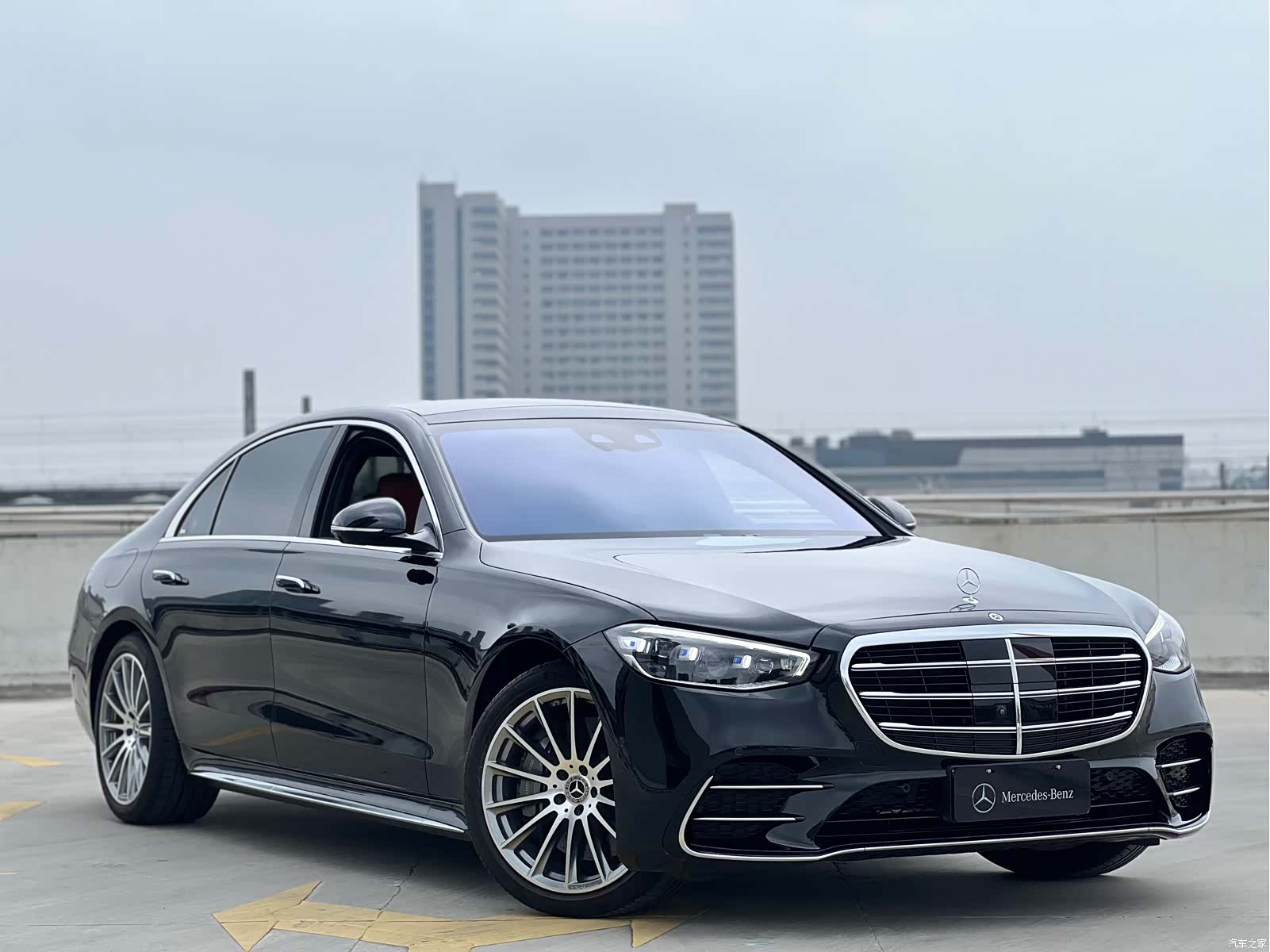 Mercedes-Benz S-Class, 2022 4