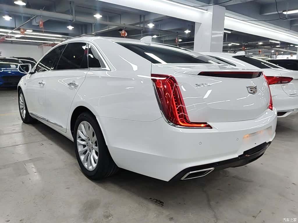 Cadillac XTS, 2018 все фото