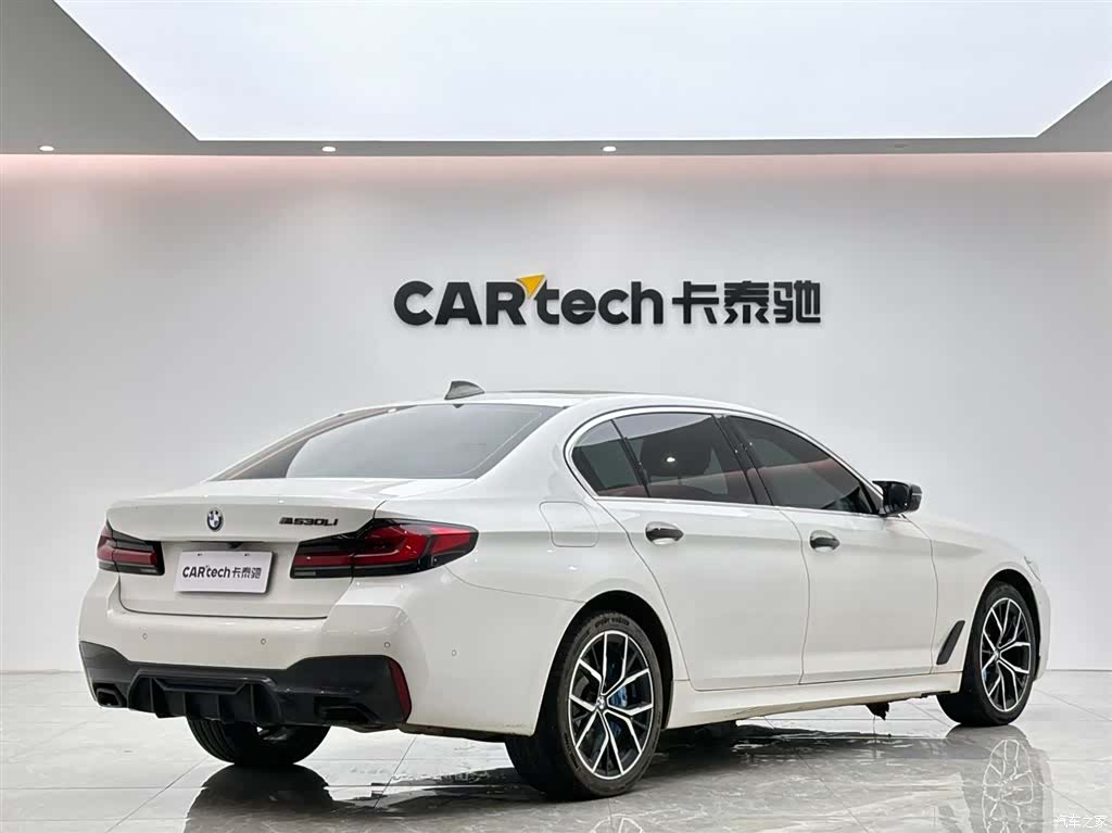 BMW 5 Series, 2021 все фото