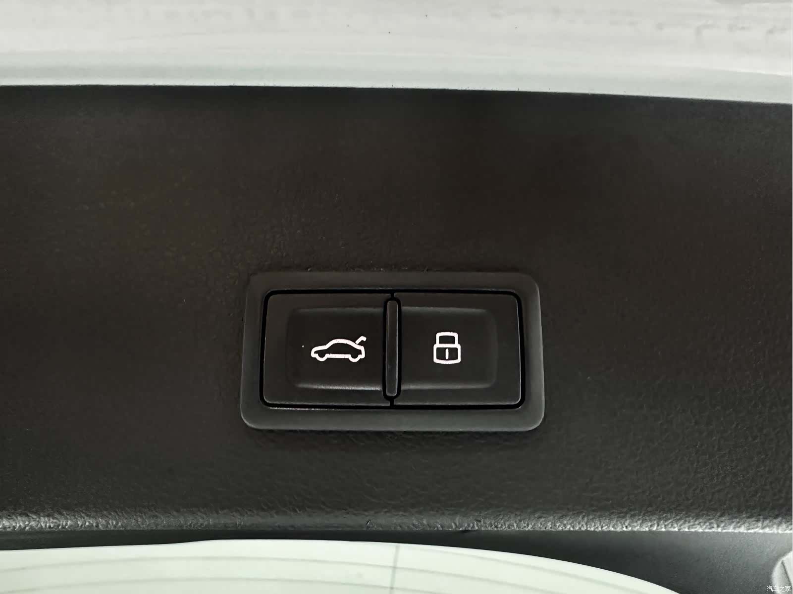 Audi Q2L, 2022 16
