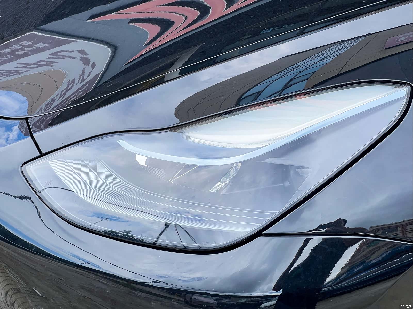 Tesla Model Y, 2024 14