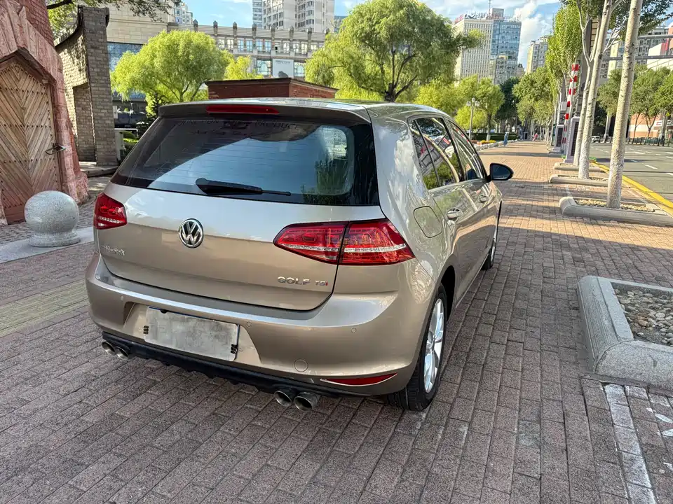 Volkswagen golf