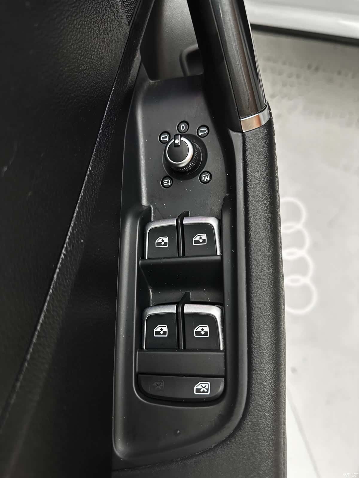 Audi Q2L, 2022 18