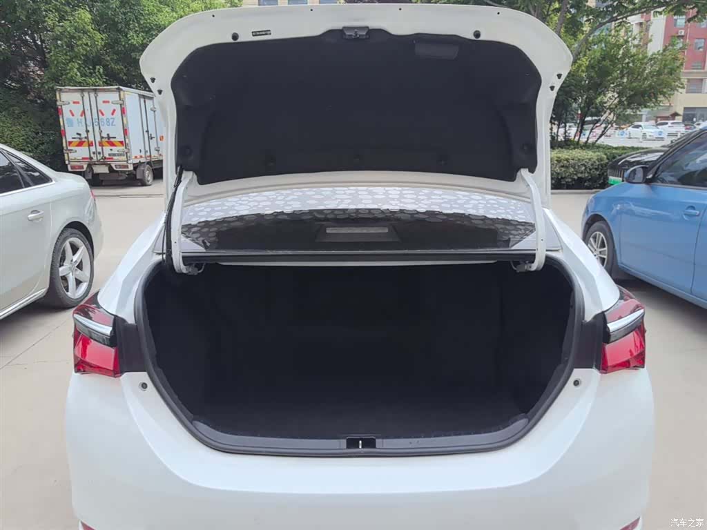 Toyota Corolla, 2019 19