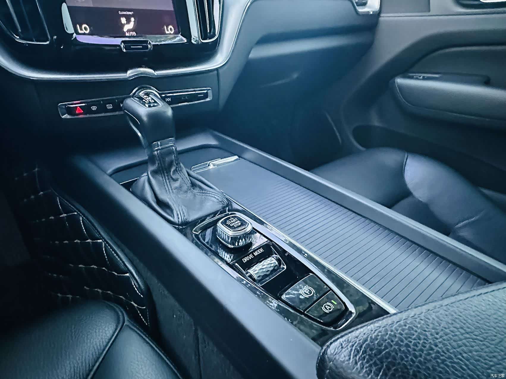 Volvo XC60, 2018 12