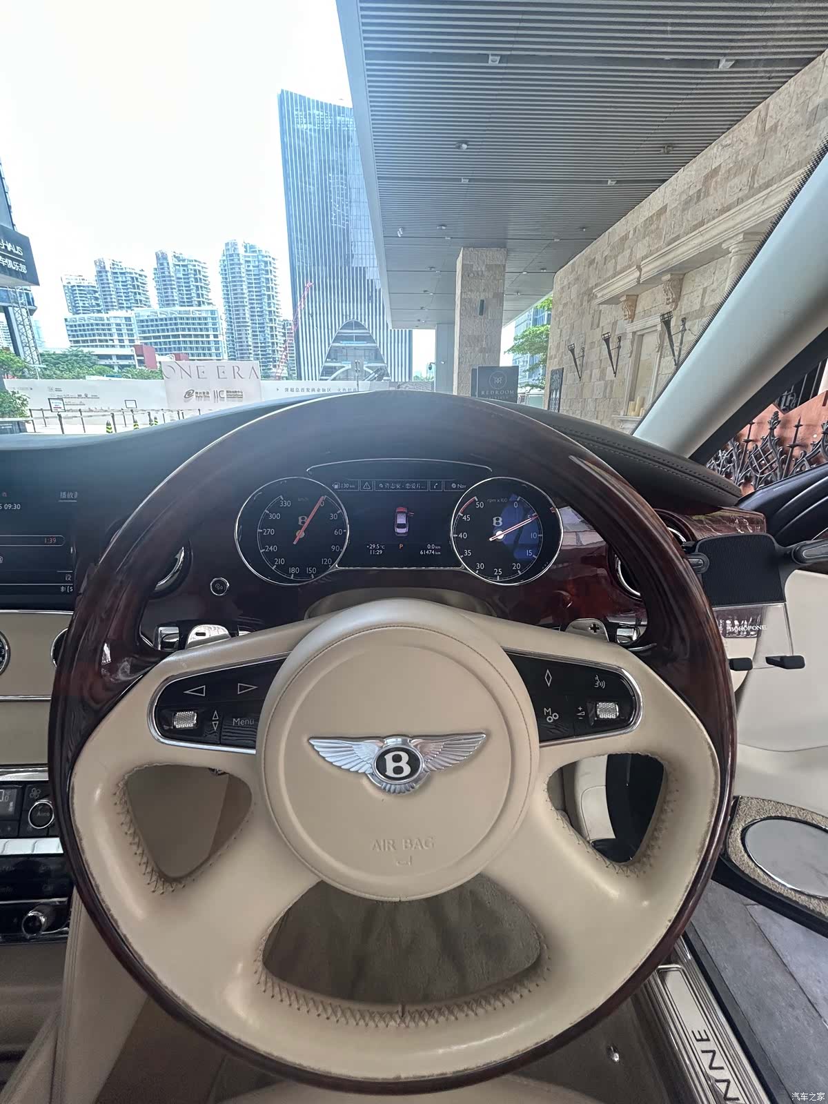Bentley Mulsanne, 2012 9