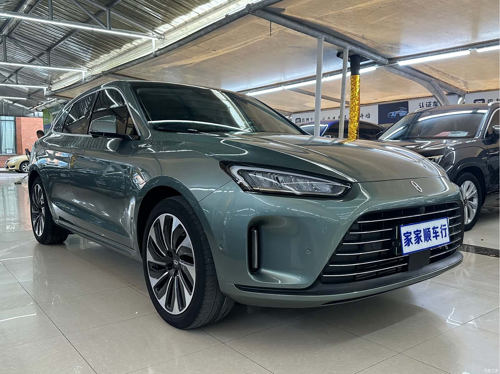 AITO M5, 2022 3