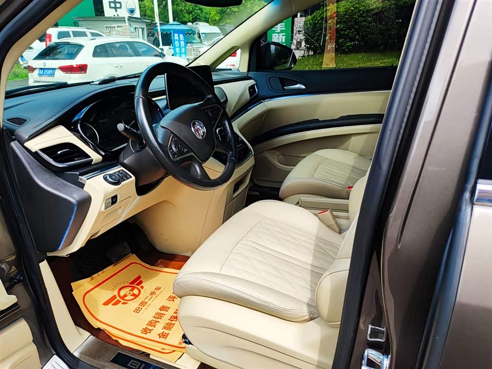 Buick GL8
