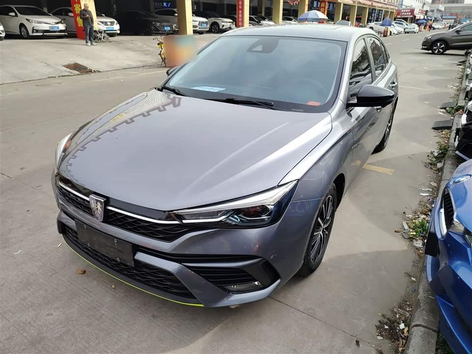 Roewe i5