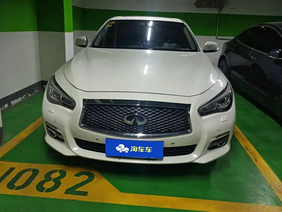 Infiniti Q50L