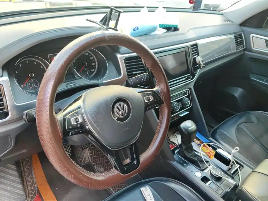 Volkswagen Tourang