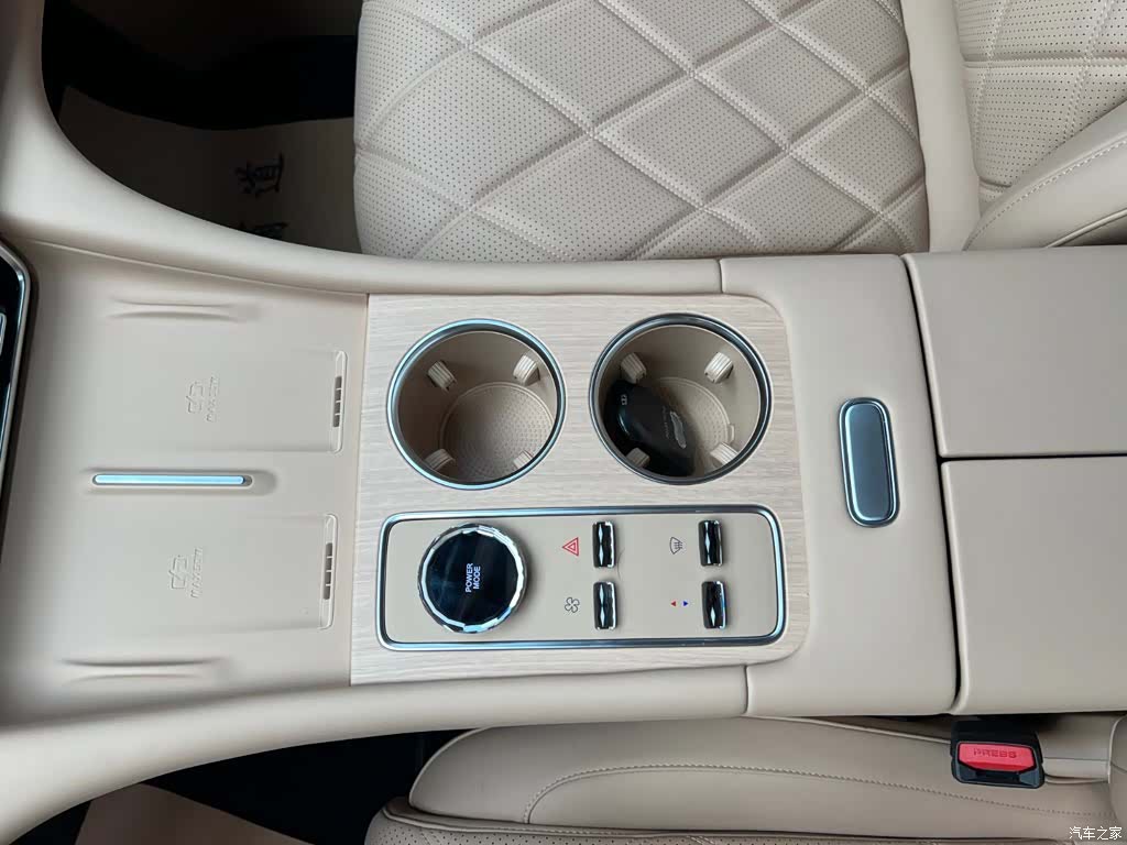 Chery T11, 2026 14