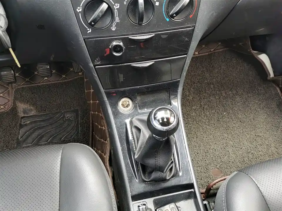 BYD F3