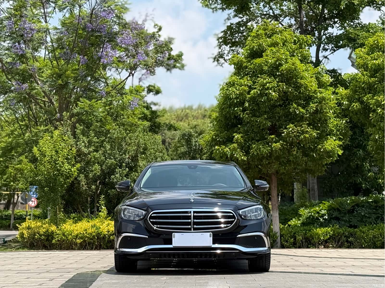 Mercedes-Benz E-Class, 2022 2